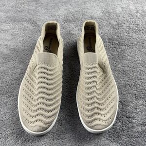 Mountain Sole Knit Slip On Sneaker Womens 8‎ Medium Beige